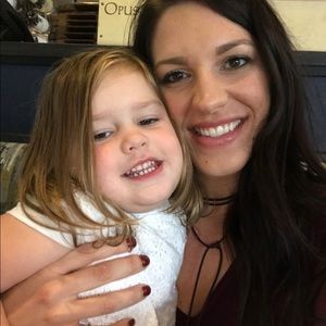 Meet your Posher, Kara